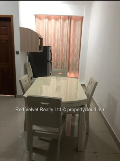 Appartement de 2 chambres à louer à Beau Bassin | Meublé | Accès par ascenseur