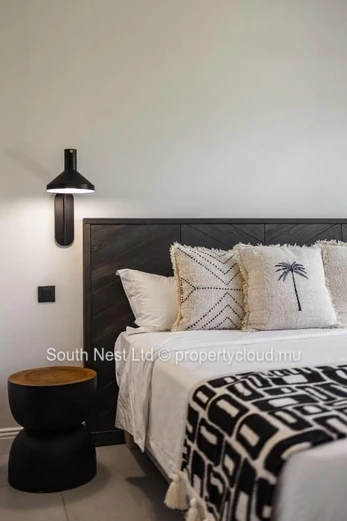 New villa, luxury and comfort on the hills of Tamarin