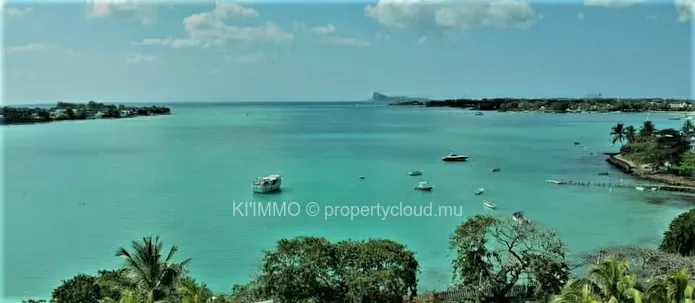 For Sale: Exclusive Oceanfront Penthouse Accesible To Foreigners In Grand Baie