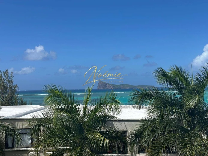 3-Bedroom PDS Penthouse with Private Pool in Cap Malheureux