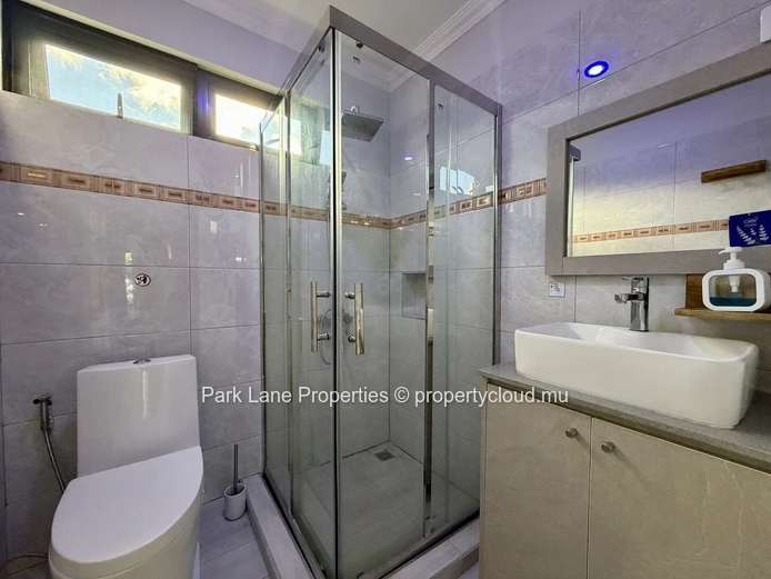 Family detached home with private pool near forest