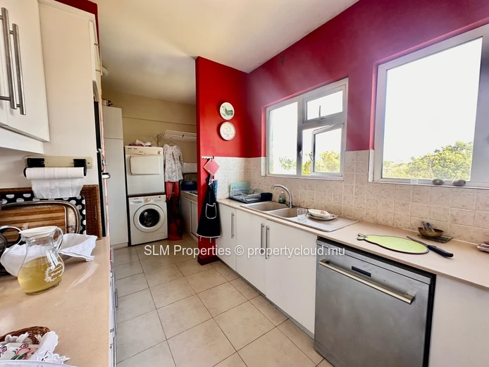 Floréal - à vendre charmant appartement de 3 chambres 
