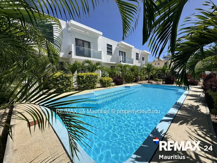 4 Bedroom Duplex At Pointe Aux Canonniers