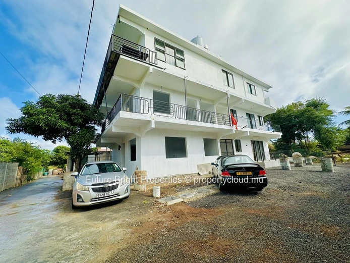 Charmant Appartement Neuf au Rez-de-Chaussée à Vendre – Idéal pour un Couple