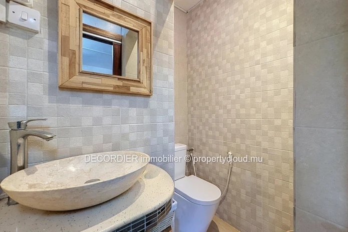 Semi-detached house for rent – Pereybère