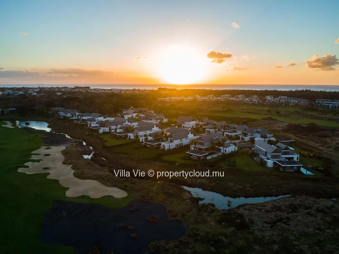 Mont Choisy - Luxury 4 bedroom penthouse with sea view
