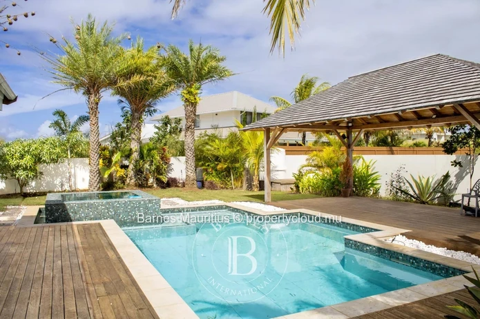 BEAU VALLON – Maison contemporaine avec appartement indépendant – 5 chambres