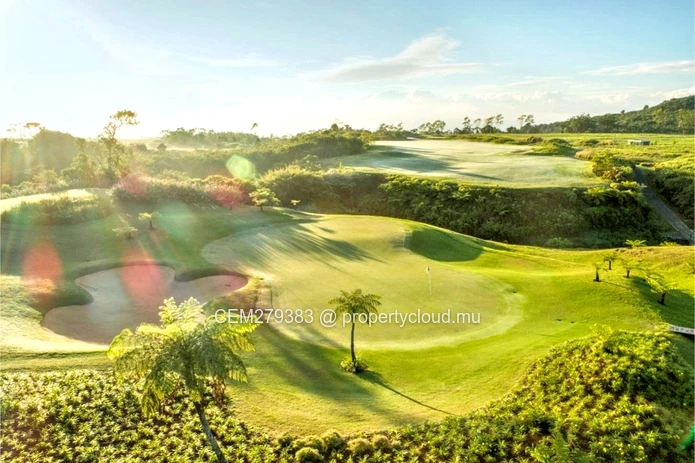 À VENDRE – 25 Terrains Résidentiels dans le Domaine Avalon Golf Estate, Bois Chéri