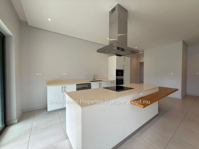 3-bedroom apartment with huge terrace in Pointe aux Canonniers – Mauritius
