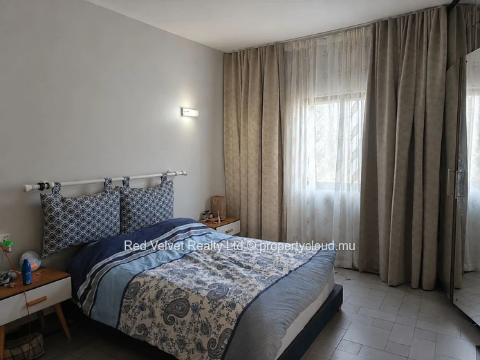 Duplex rénové de 3 chambres à vendre à Sodnac, Quatre Bornes