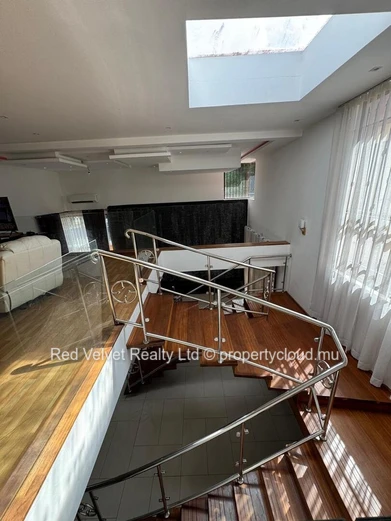 Élégante maison de 4 chambres à vendre à Vacoas