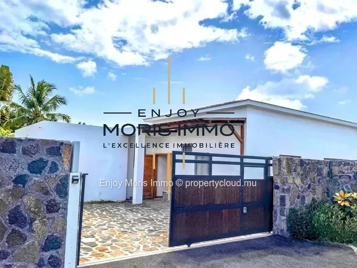 Superbe Villa Moderne avec Piscine – À louer à Cap Malheureux