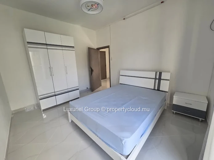 Modern and Spacious Duplexes for Rent in Pereybere