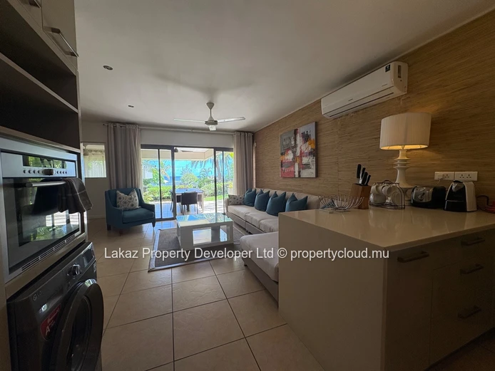 Furnished 4-bedroom apartment with swimming pool in Pointe aux Biches.