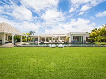 4 Bedroom Villa