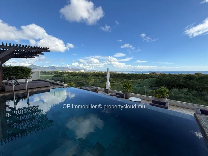 3-Bedroom Apartment for Sale in Balaclava with Pool Access