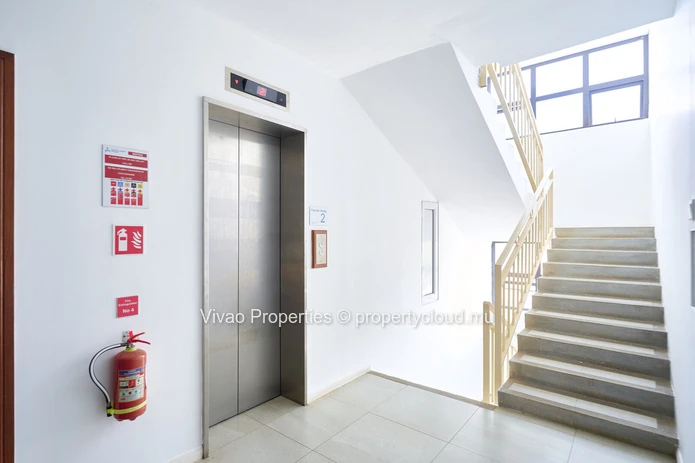 Appartement sous le G+2 scheme à vendre à Péreybère, Rivière du Rempart, 120m², 2 chambres, parking, balcon, meublé, ...