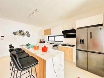 3 Bedroom Apartment
