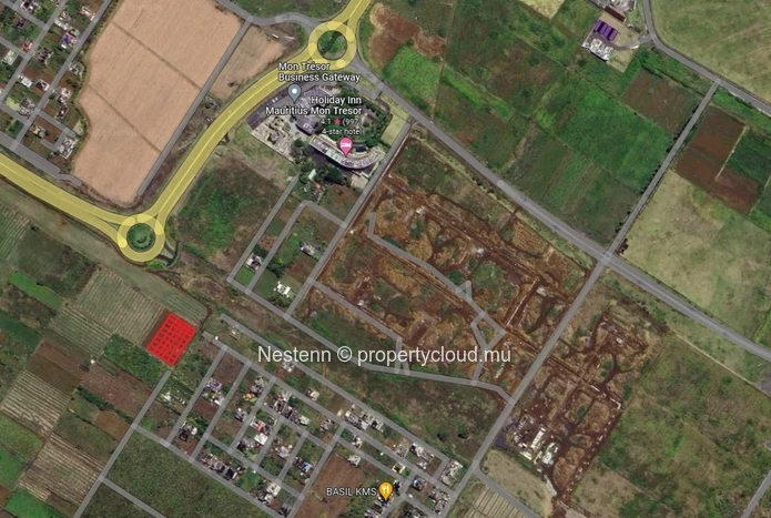 Ideally placed 2,322 m² / 55 perches agricultural land.