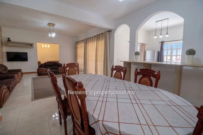 Duplex confortable de 2 chambres 