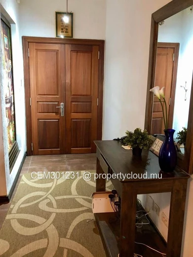  Magnifique appartement entièrement meublé à louer à Floreal 