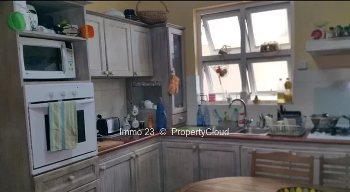 Appartement - 3 chambres - Flor00e9al - Ref. AP98679LO