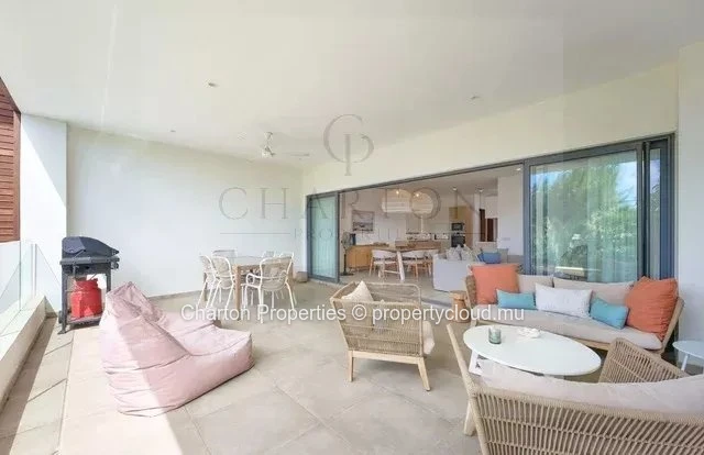 Appartement de 3 chambres de 131 m² à Pointe aux Canonniers