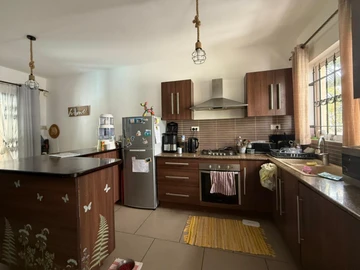 3 Bedroom Townhouse, Duplex