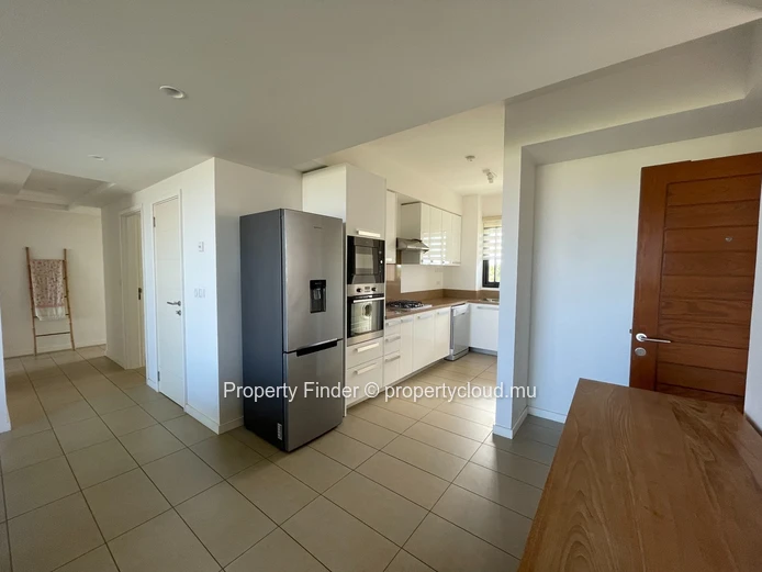 Appartement de 3 Chambres avec Vue sur la Mer