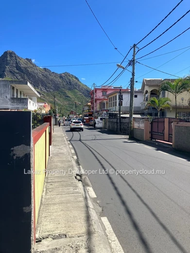 Ideal Investment Rental – Commercial Unit & Residence Combined