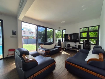 4 Bedroom Villa