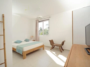 3 Bedroom Townhouse, Duplex