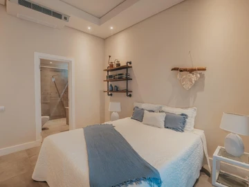 4 Bedroom Villa