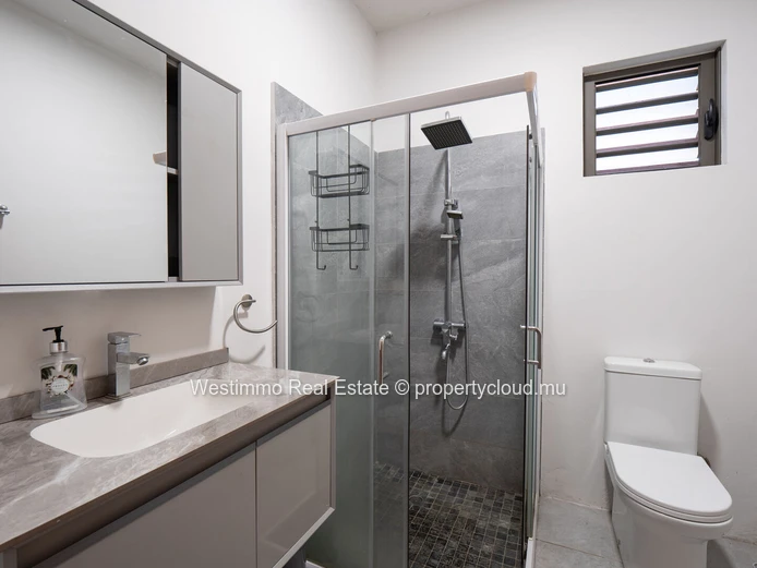Furnished apartment for rent in Flic en Flac with rooftop