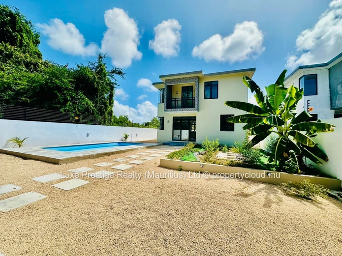 3-Bedroom Villa with Pool in Grand Gaube | North Mauritius | Private Residence | Rs