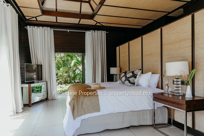 Villa de prestige avec pavillon et accès golf à Anahita – Quartier Lunea