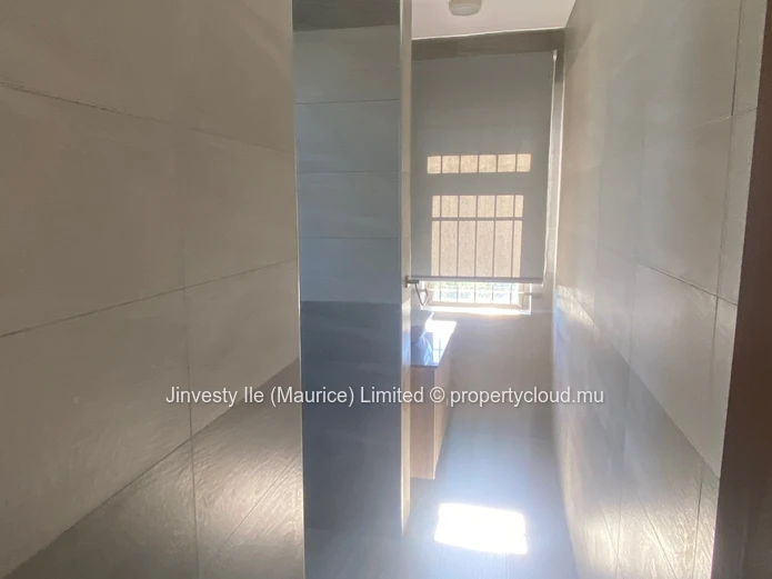 JINVESTY : RENT VILLA 90000/month  3 BR + Office or 4 Br in CALODYNE 
