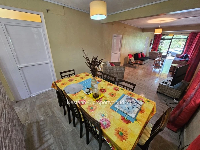 Maison de 3 chambres à distance de marche de la plage