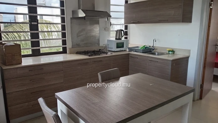 Appartement 2 chambres à louer – Grand Baie, Île Maurice