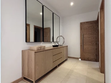4 Bedroom Apartment