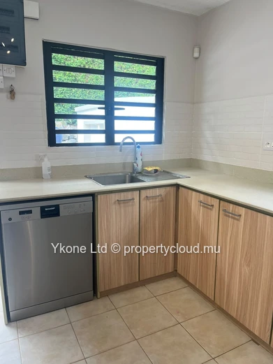 House For Rent In Tamarin