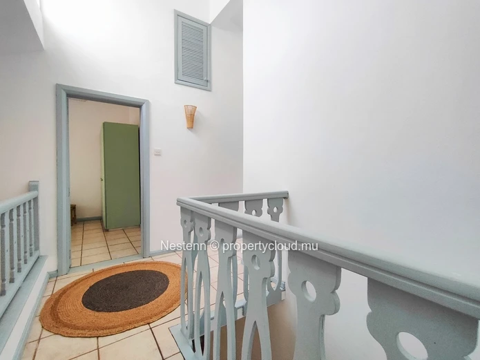 4-bedroom townhouse on beachfront 