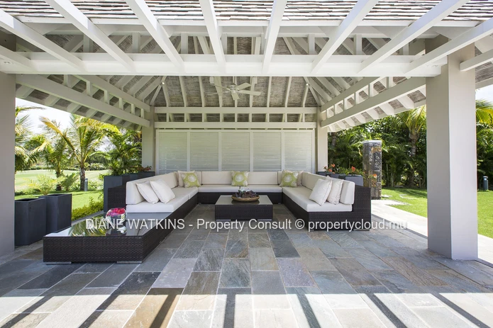 FOR SALE - Stunning 4 Bedroom Villa with Golf Views in Anahita