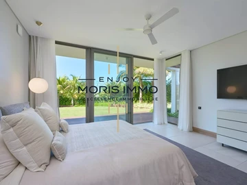5 Bedroom Villa