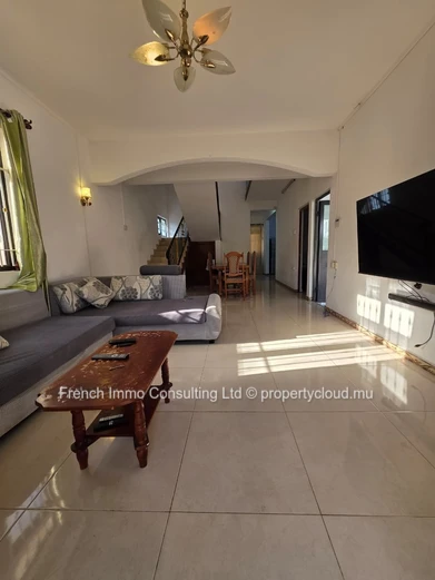 Villa 4 chambres plus jardin et piscine a pereybere