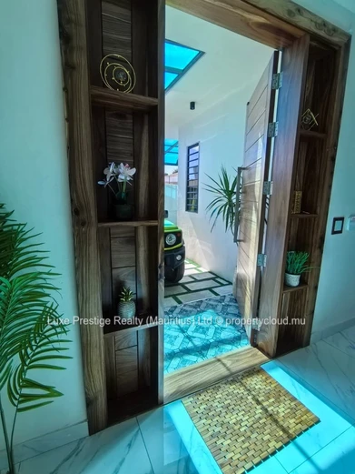 Premium 3-Bedroom All-Ensuite Villa with Private Pool, Rooftop Terraces & Study Area | Grand Baie, Chemin Vingt Pieds