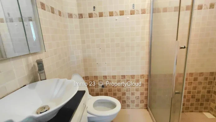 House / Villa - 4 bedrooms - Albion - Ref. MA100260VE