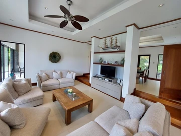 4 Bedroom Villa