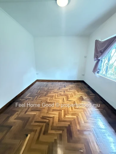 House for Sale in Vacoas – Strategic Location & Professional Potential