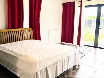 5 Bedroom Villa